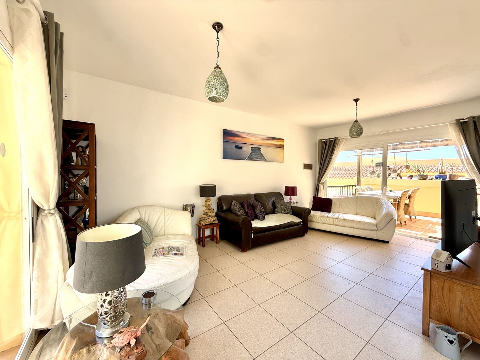 3 Zimmer Apartment zu verkaufen in Caleta de Fuste mit Pool - 275.000 € (Ref: 9877514)