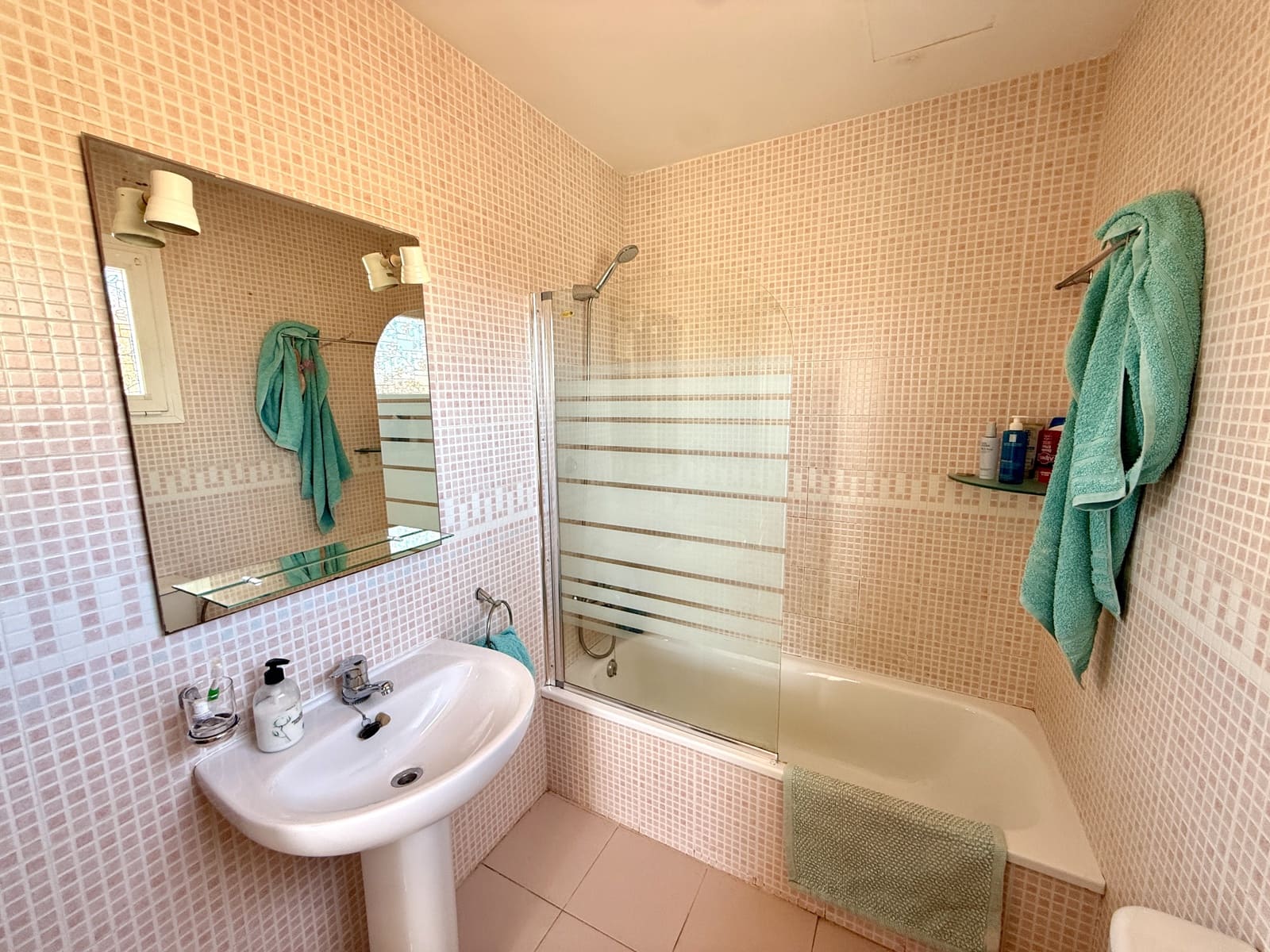 3 Zimmer Apartment zu verkaufen in Caleta de Fuste mit Pool - 275.000 € (Ref: 9877514)