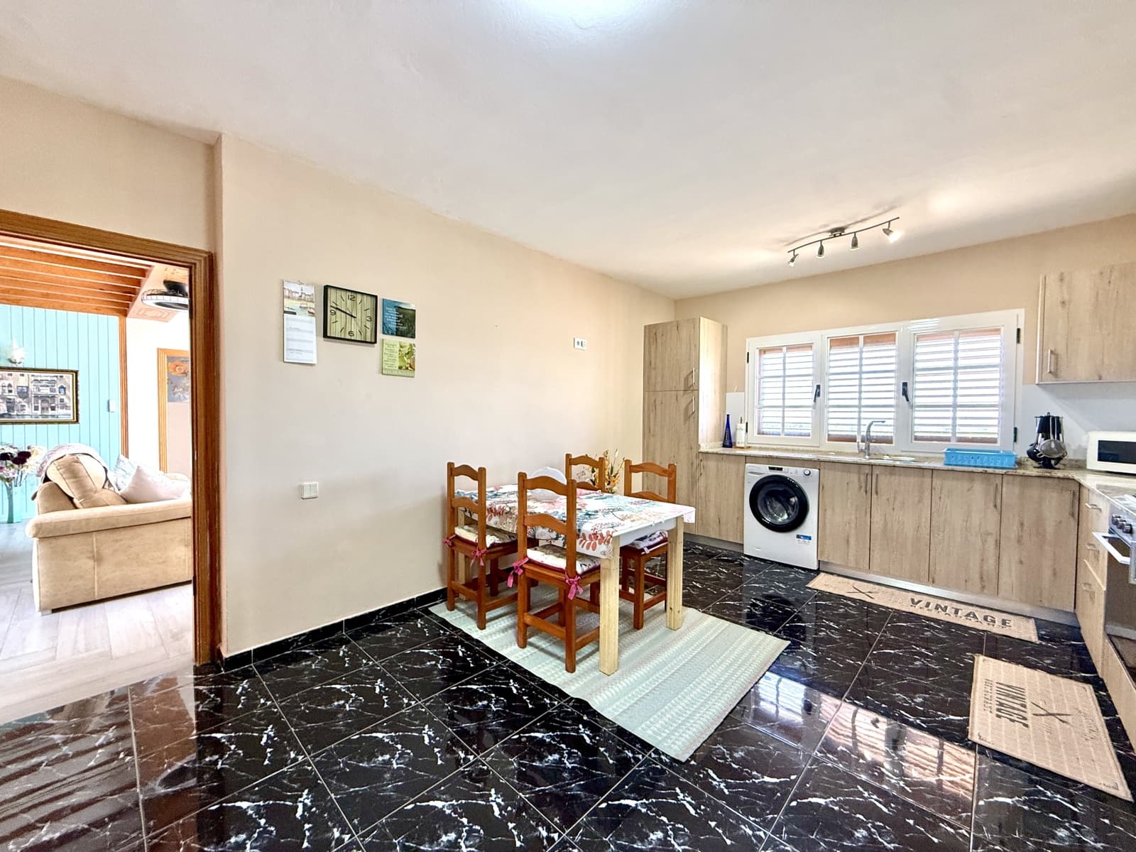 4 soverom Villa til salgs i Caleta de Fuste med svømmebasseng garasje - € 850 000 (Ref: 9877819)