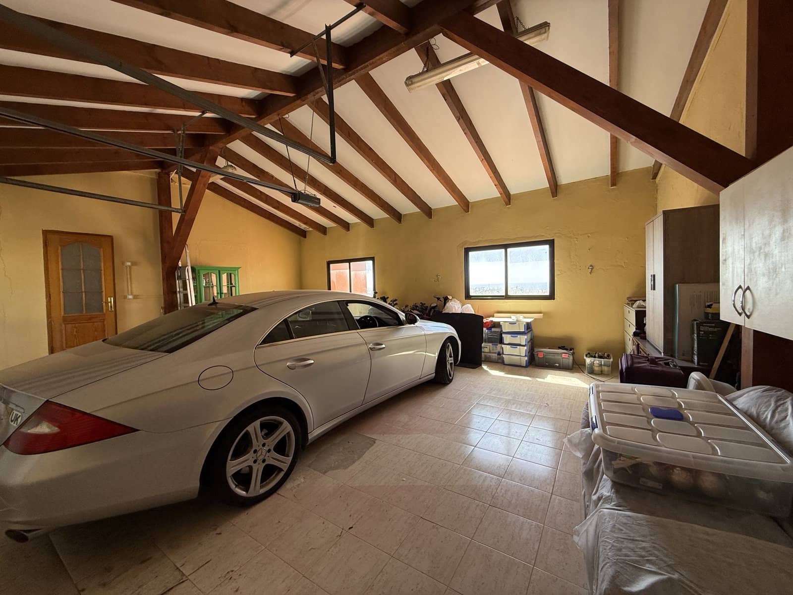 4 bedroom Villa for sale in Caleta de Fuste with pool garage - € 850,000 (Ref: 9877819)