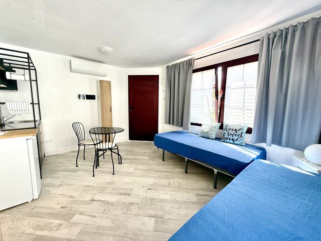 Komercyjne na sprzedaż w Caleta de Fuste, Antigua z basenem - 120 000 € (Ref: 9879833)
