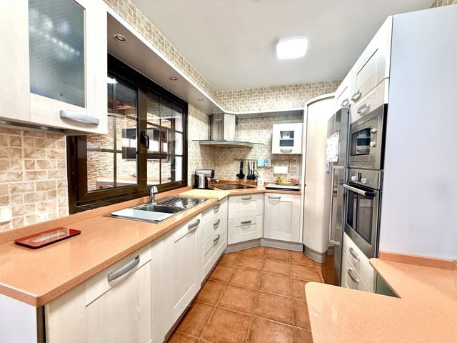 3 quarto Apartamento para venda em Puerto del Rosario - 339 000 € (Ref: 9897479)