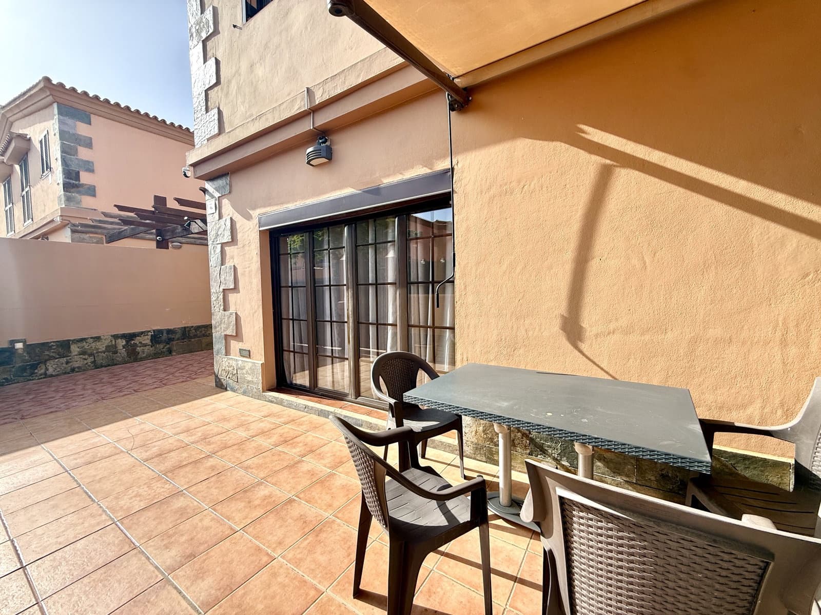 3 bedroom Apartment for sale in Puerto del Rosario - € 339,000 (Ref: 9897479)