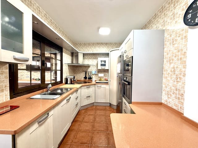 3 quarto Apartamento para venda em Puerto del Rosario - 339 000 € (Ref: 9897479)