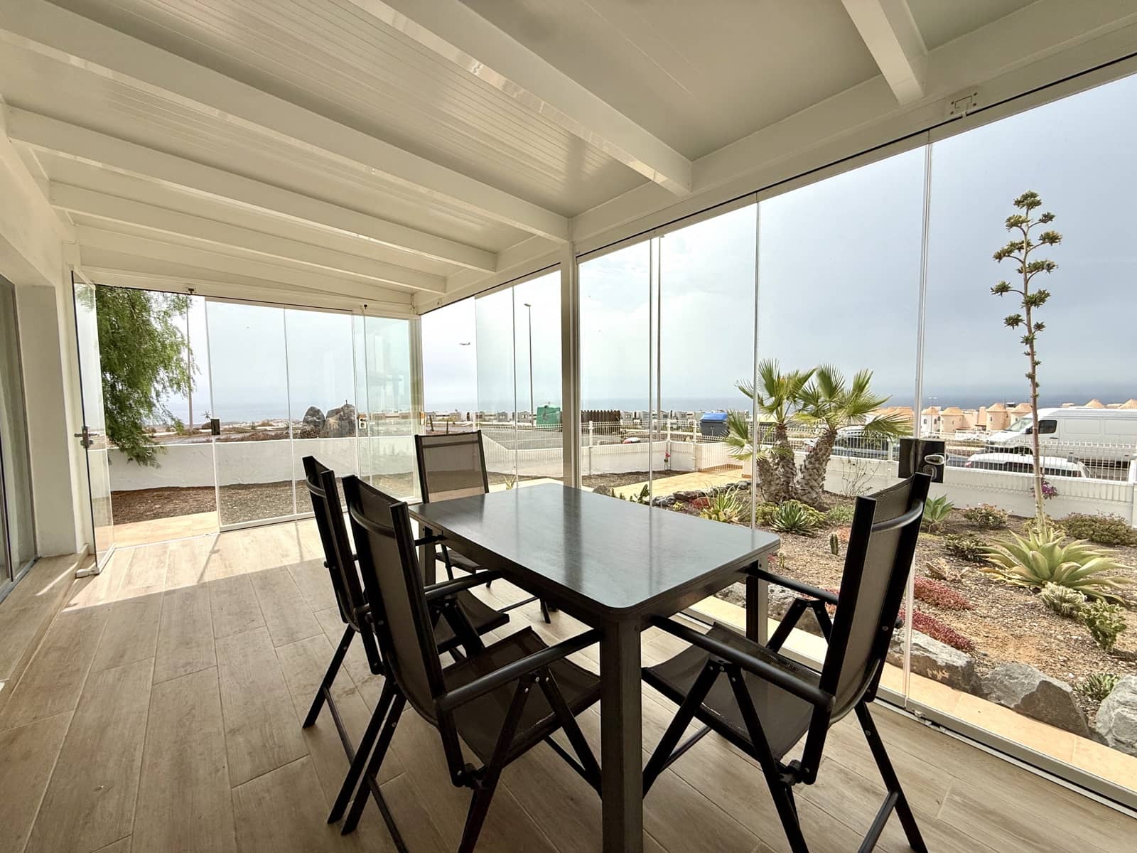 2 quarto Apartamento para venda em Caleta de Fuste com piscina garagem - 269 000 € (Ref: 9937044)