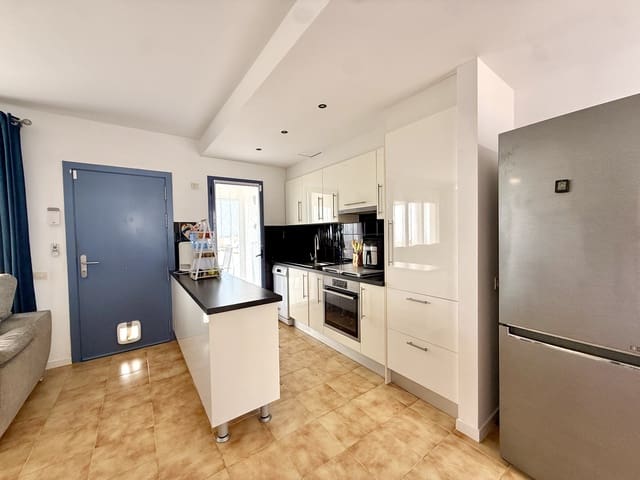 2 quarto Apartamento para venda em Caleta de Fuste, Antigua com piscina garagem - 269 000 € (Ref: 9937044)