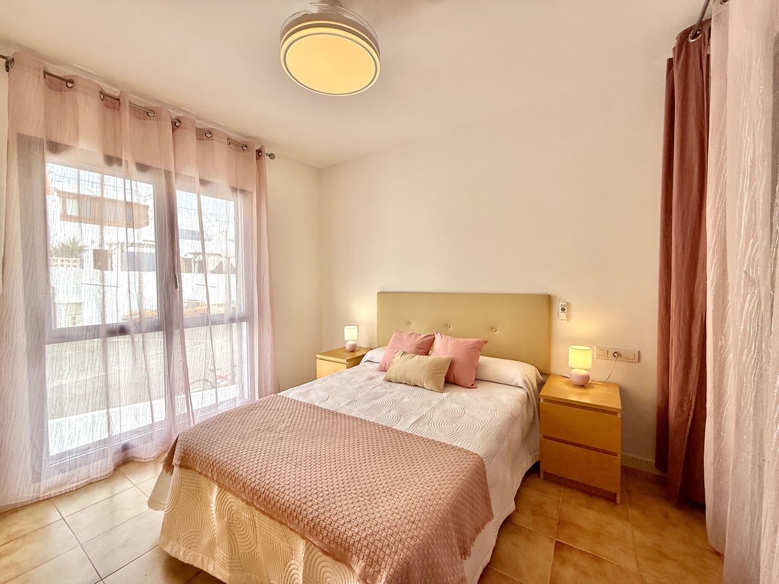 2 quarto Apartamento para venda em Caleta de Fuste com piscina garagem - 269 000 € (Ref: 9937044)