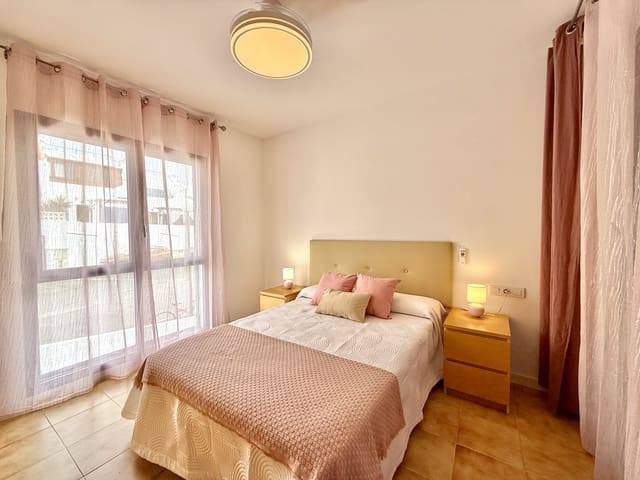 2 quarto Apartamento para venda em Caleta de Fuste, Antigua com piscina garagem - 269 000 € (Ref: 9937044)