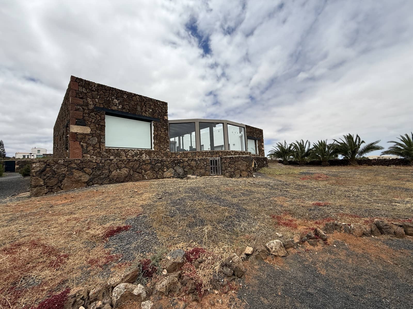 3 bedroom Villa for sale in Villaverde with pool - € 895,000 (Ref: 9937045)