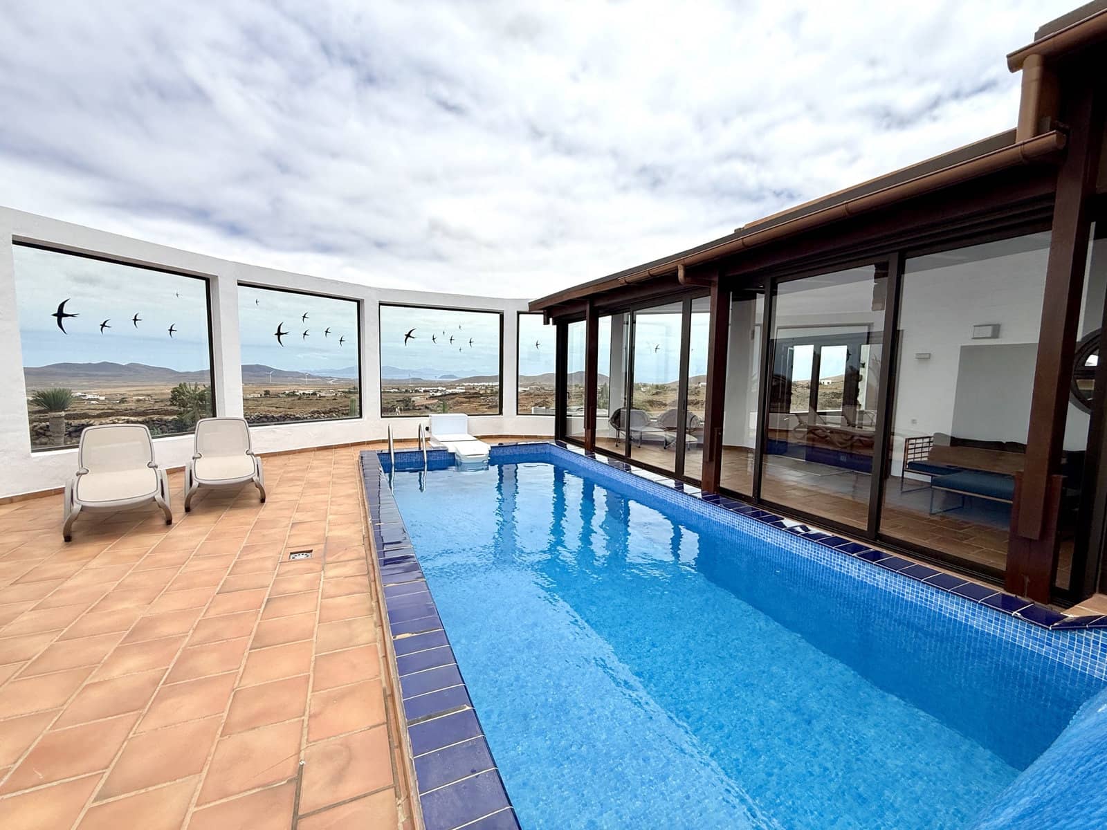 3 Zimmer Villa zu verkaufen in Villaverde mit Pool Garage - 895.000 € (Ref: 9937045)