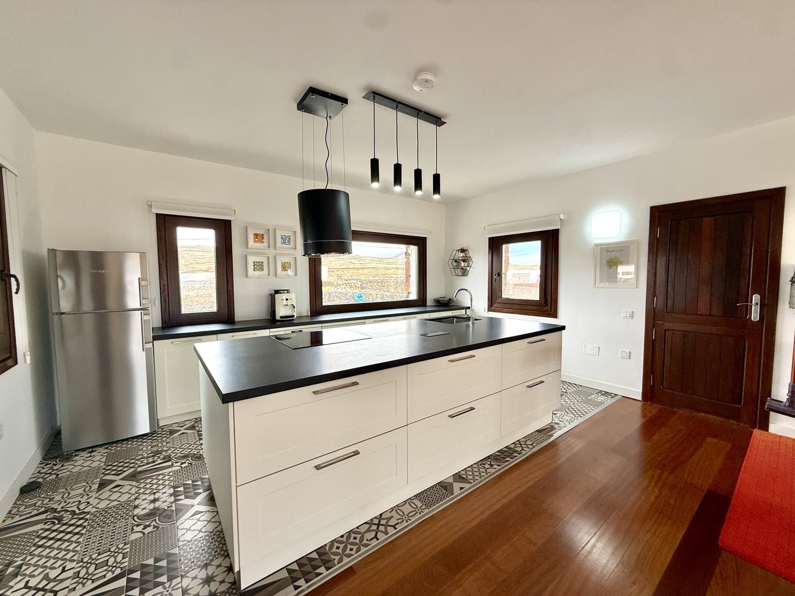 3 Zimmer Villa zu verkaufen in Villaverde mit Pool Garage - 895.000 € (Ref: 9937045)