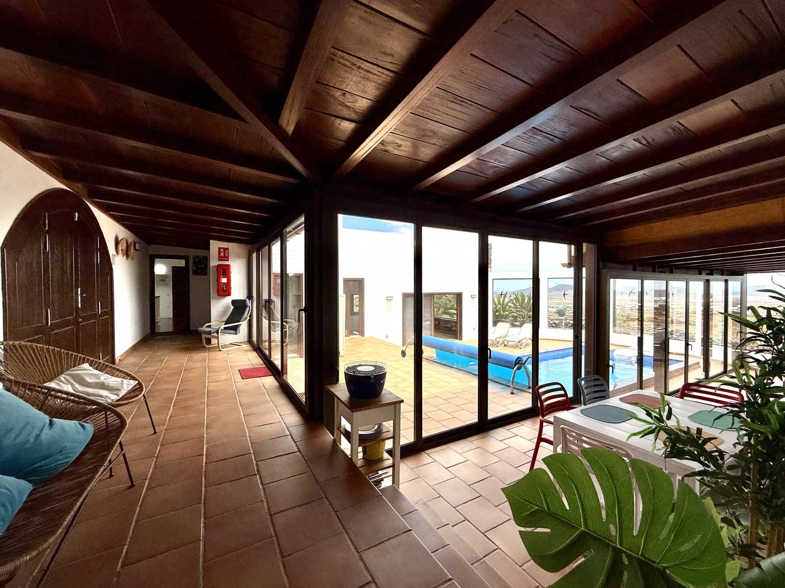 3 Zimmer Villa zu verkaufen in Villaverde mit Pool Garage - 895.000 € (Ref: 9937045)