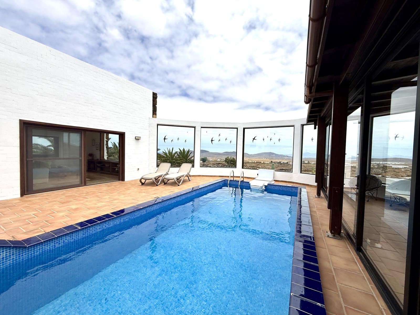 3 Zimmer Villa zu verkaufen in Villaverde mit Pool Garage - 895.000 € (Ref: 9937045)