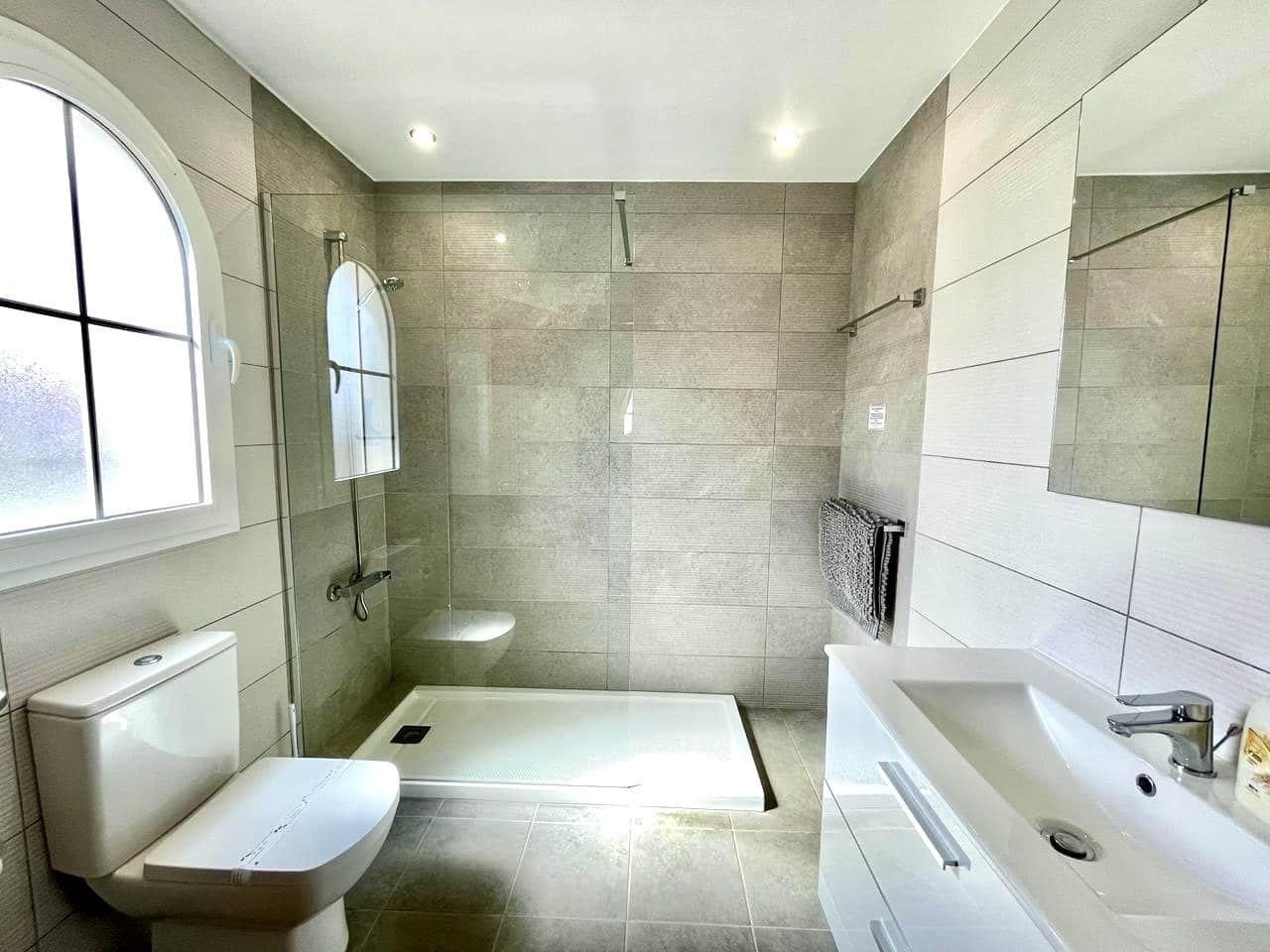 Chalet de 3 habitaciones en Caleta de Fuste en venta con piscina - 515.000 € (Ref: 9938781)