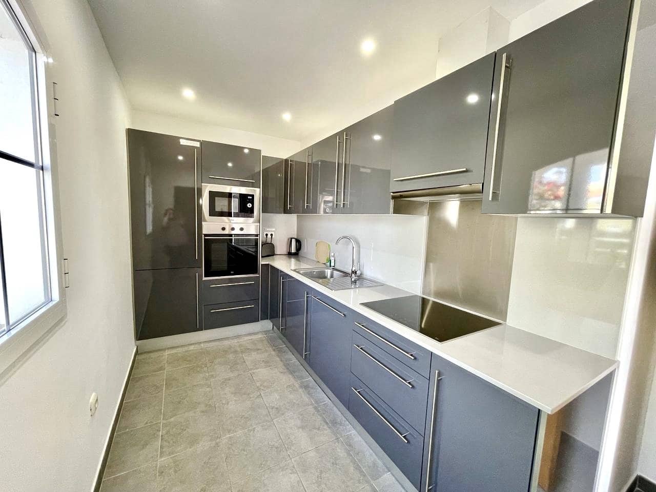 3 bedroom Villa for sale in Caleta de Fuste with pool - € 515,000 (Ref: 9938781)