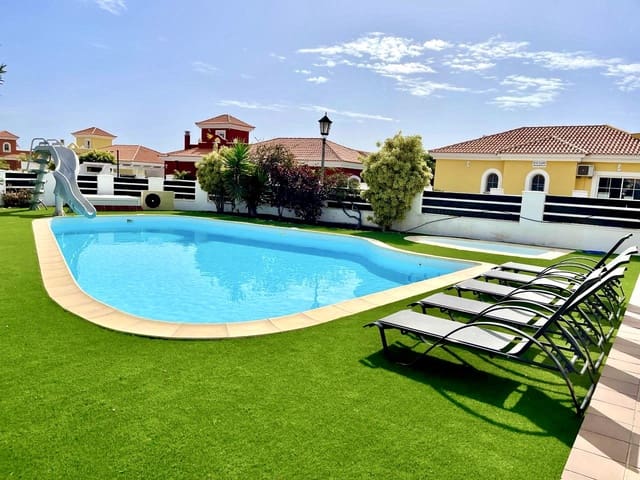 3 quarto Moradia para venda em Caleta de Fuste, Antigua com piscina - 515 000 € (Ref: 9938781)