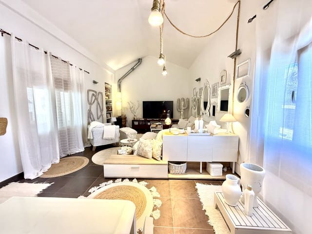4 chambre Villa/Maison à vendre à Antigua - 495 000 € (Ref: 9956373)