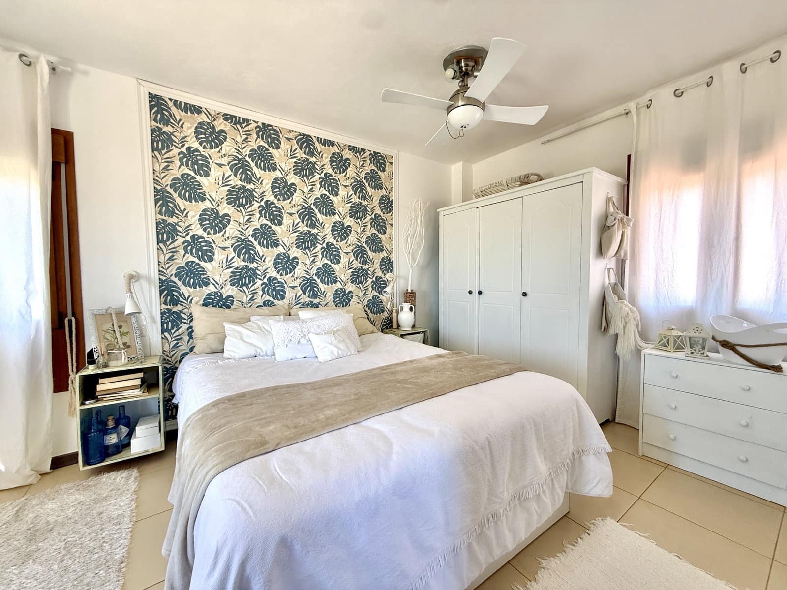 4 bedroom Villa for sale in Antigua - € 495,000 (Ref: 9956373)