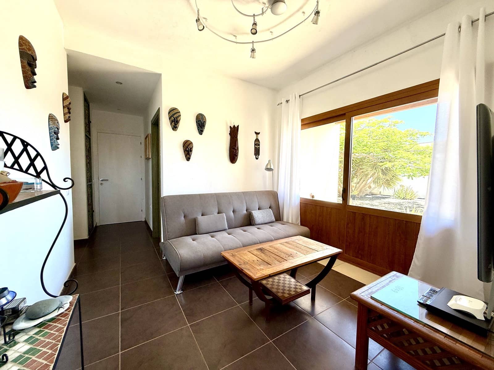 4 bedroom Villa for sale in Antigua - € 495,000 (Ref: 9956373)