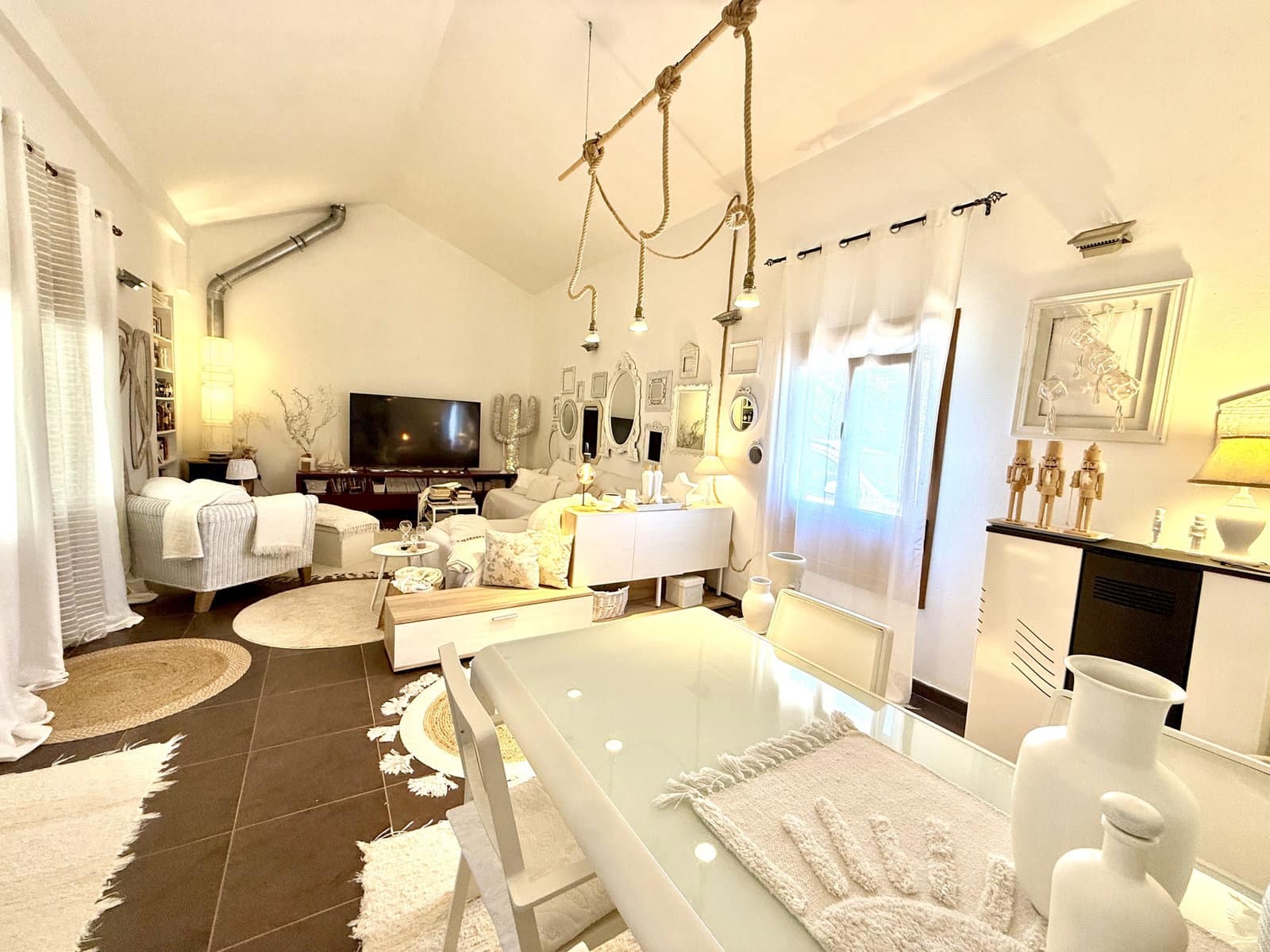 4 bedroom Villa for sale in Antigua - € 495,000 (Ref: 9956373)