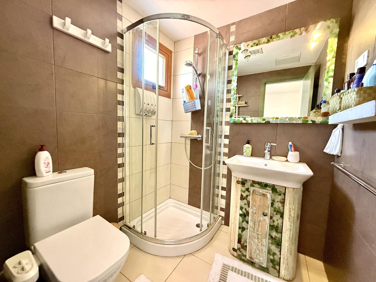 4 bedroom Villa for sale in Antigua - € 495,000 (Ref: 9956373)