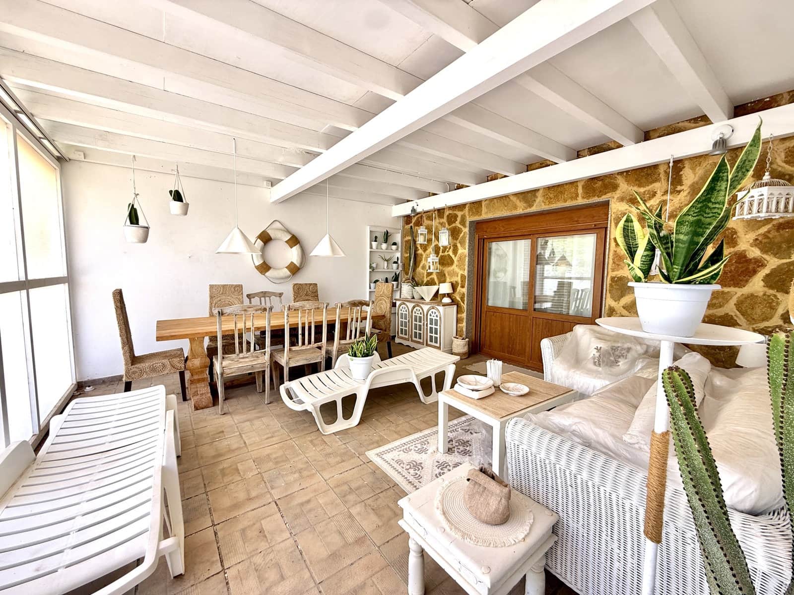 4 bedroom Villa for sale in Antigua - € 495,000 (Ref: 9956373)