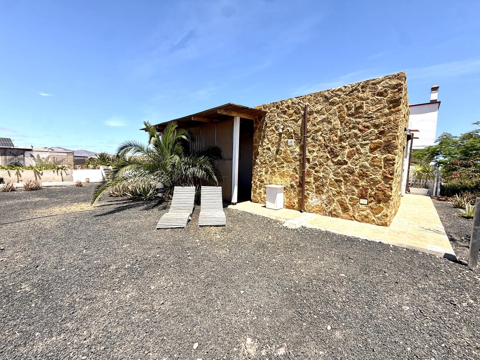 4 bedroom Villa for sale in Antigua - € 495,000 (Ref: 9956373)
