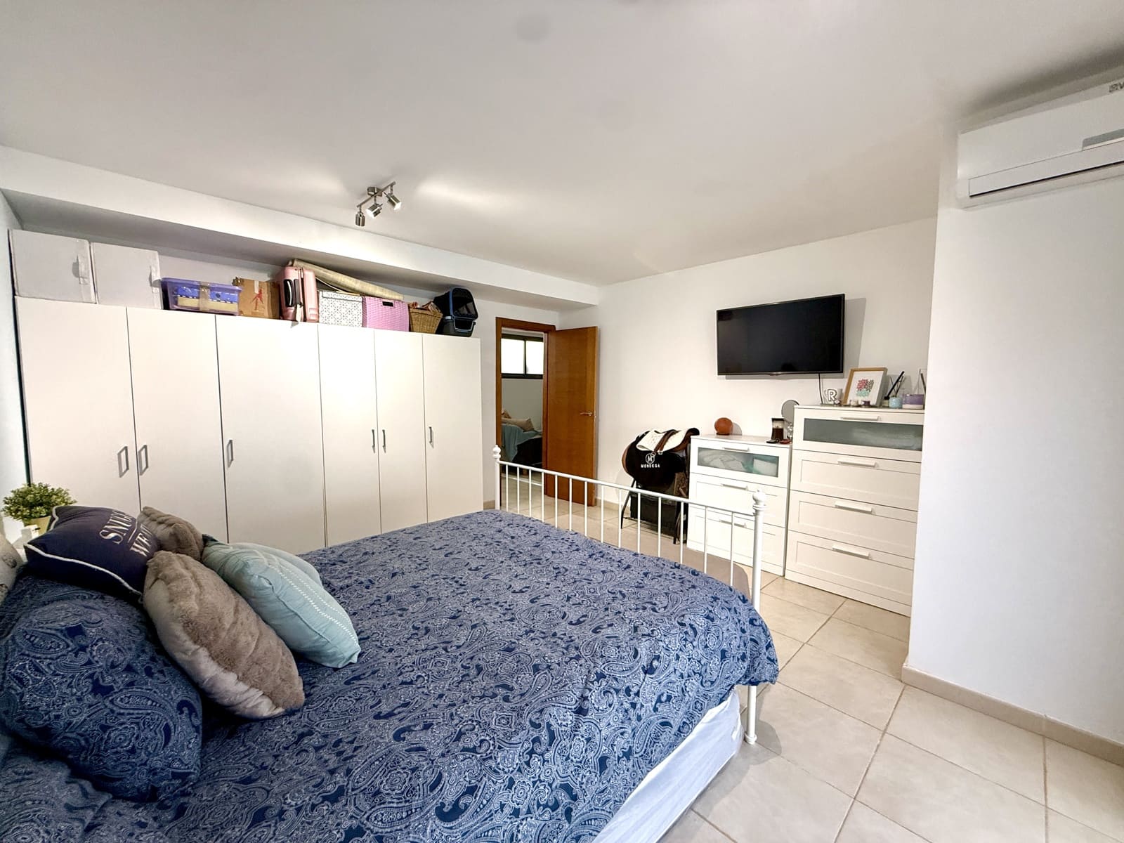 3 bedroom Apartment for sale in Caleta de Fuste with pool garage - € 310,000 (Ref: 9978046)
