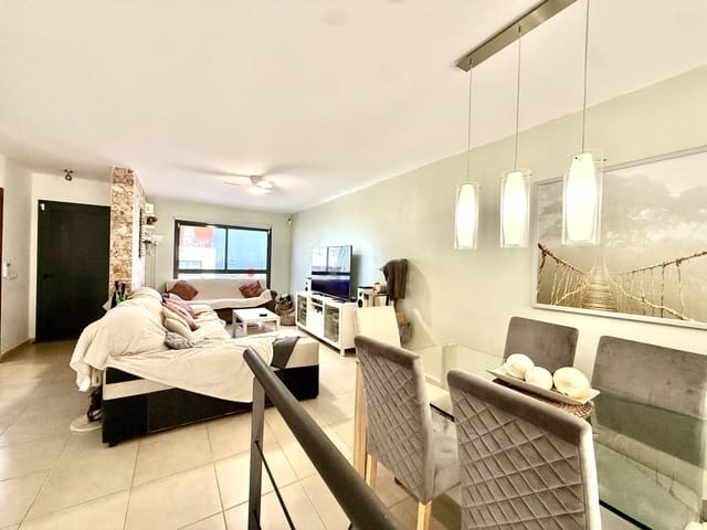 3 sovrum Lägenhet till salu i Caleta de Fuste, Antigua med pool garage - 310 000 € (Ref: 9978046)
