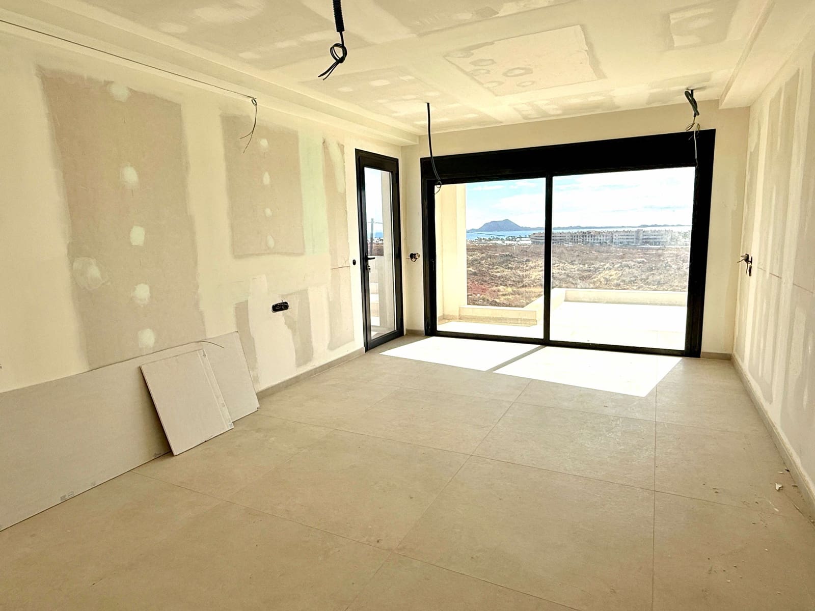 3 Zimmer Villa zu verkaufen in Corralejo mit Pool Garage - 1.200.000 € (Ref: 9991905)