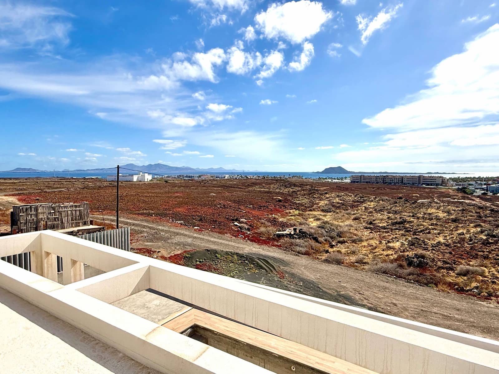 3 Zimmer Villa zu verkaufen in Corralejo mit Pool Garage - 1.200.000 € (Ref: 9991905)