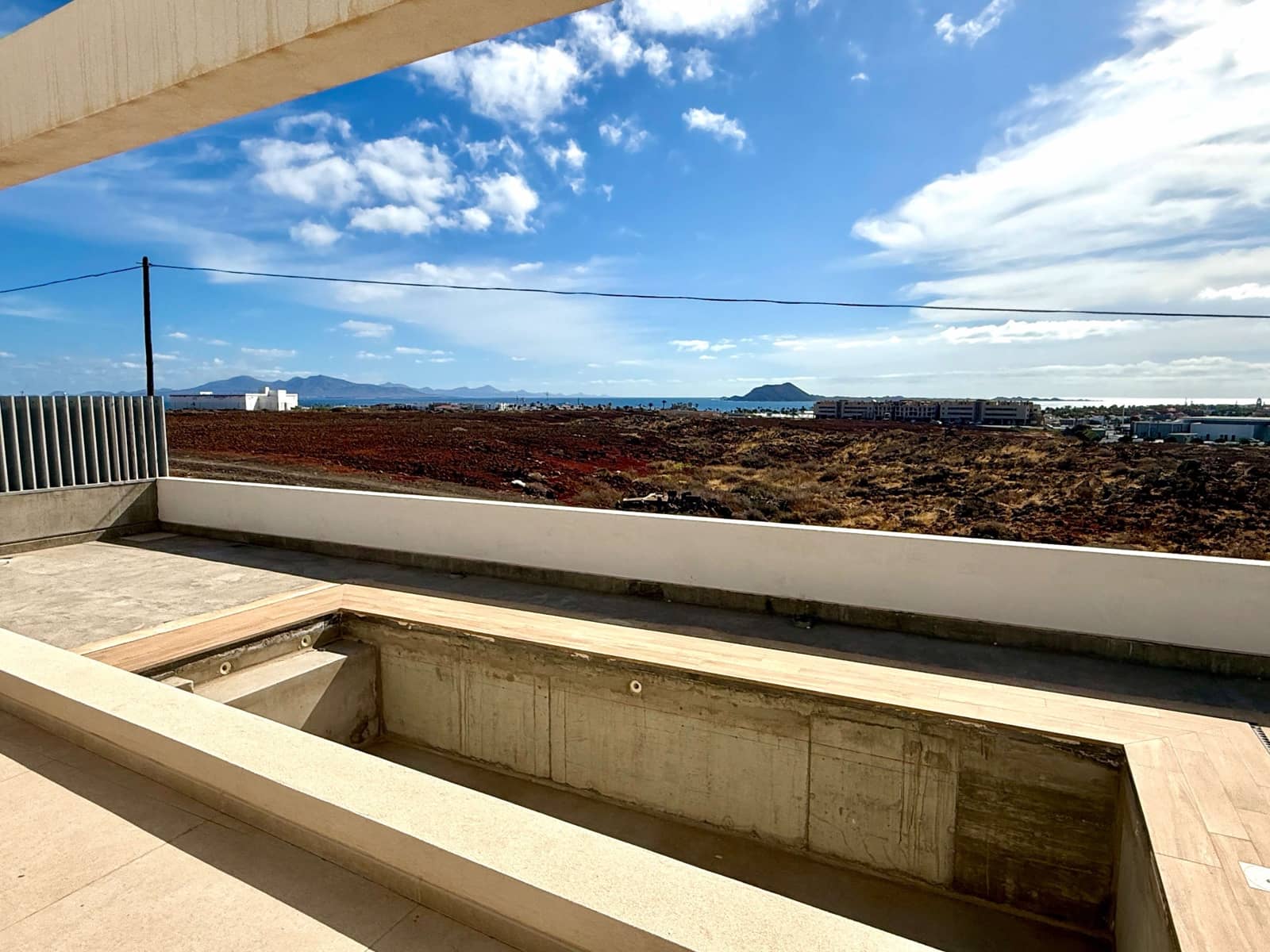 3 Zimmer Villa zu verkaufen in Corralejo mit Pool Garage - 1.200.000 € (Ref: 9991905)