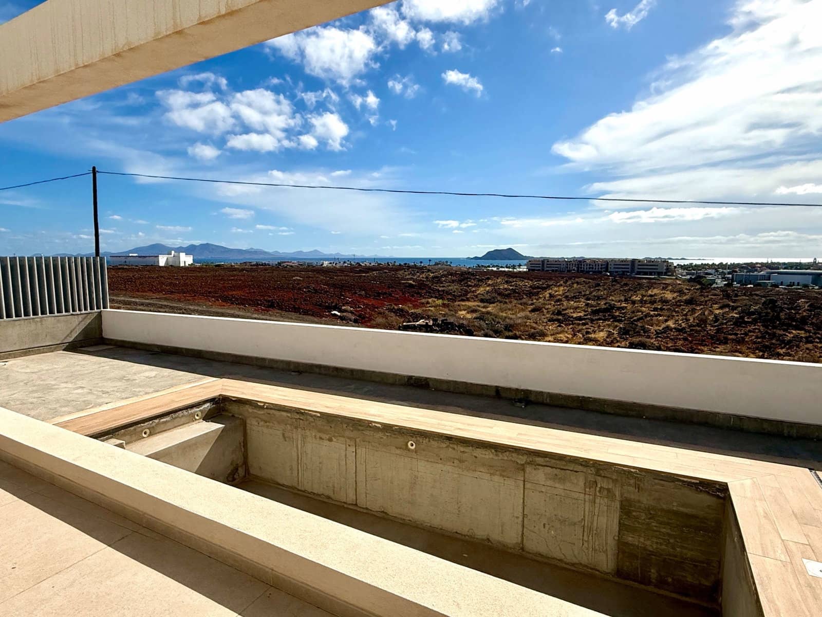 3 Zimmer Villa zu verkaufen in Corralejo mit Pool Garage - 1.200.000 € (Ref: 9991905)