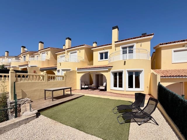3 quarto Moradia para venda em Gata de Gorgos com piscina garagem - 245 000 € (Ref: 10091017)