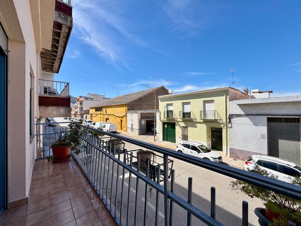 5 quarto Casa em Banda para venda em Pego com garagem - 349 000 € (Ref: 10134895)