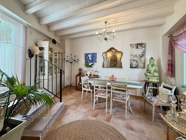 5 quarto Casa em Banda para venda em Pego com garagem - 349 000 € (Ref: 10134895)