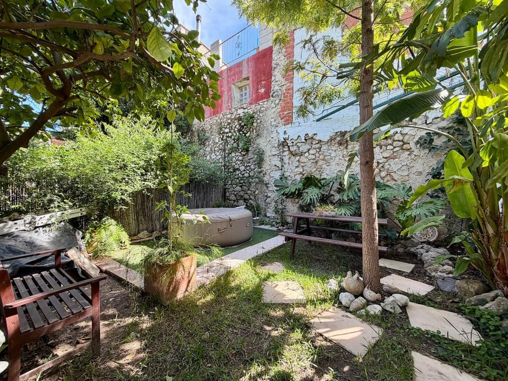 5 quarto Casa em Banda para venda em Pego com garagem - 349 000 € (Ref: 10134895)