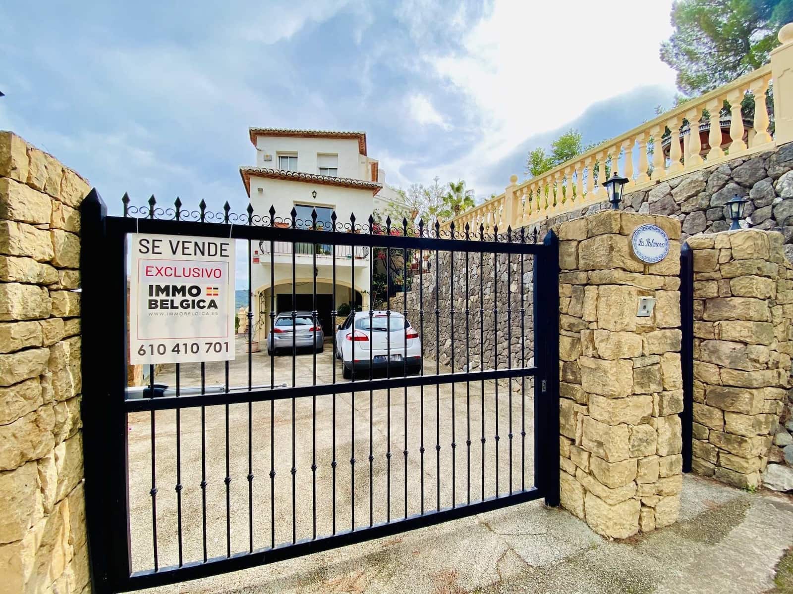 4 soveværelse Villa til salg i Ador med swimmingpool garage - € 535.000 (Ref: 7122381)