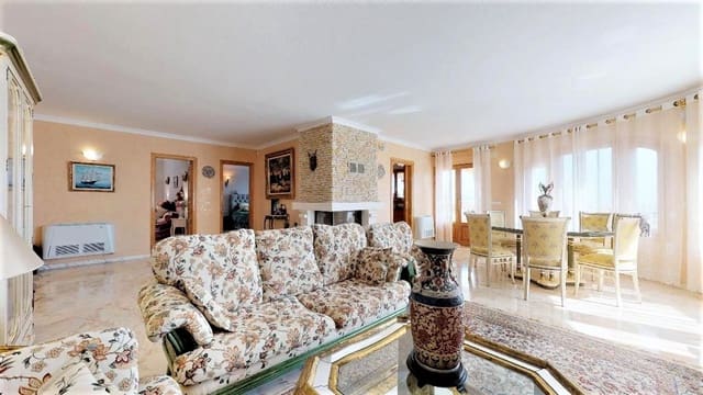 7 slaapkamer Villa te koop in Calpe / Calp met zwembad garage - € 900.000 (Ref: 7327847)