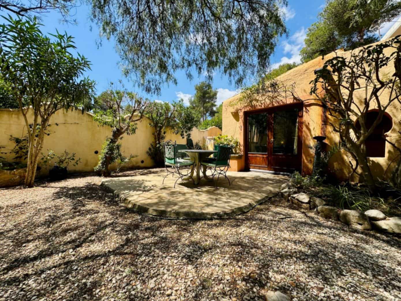 2 chambre Finca/Maison de Campagne à vendre à Javea / Xabia avec piscine garage - 635 000 € (Ref: 8315187)