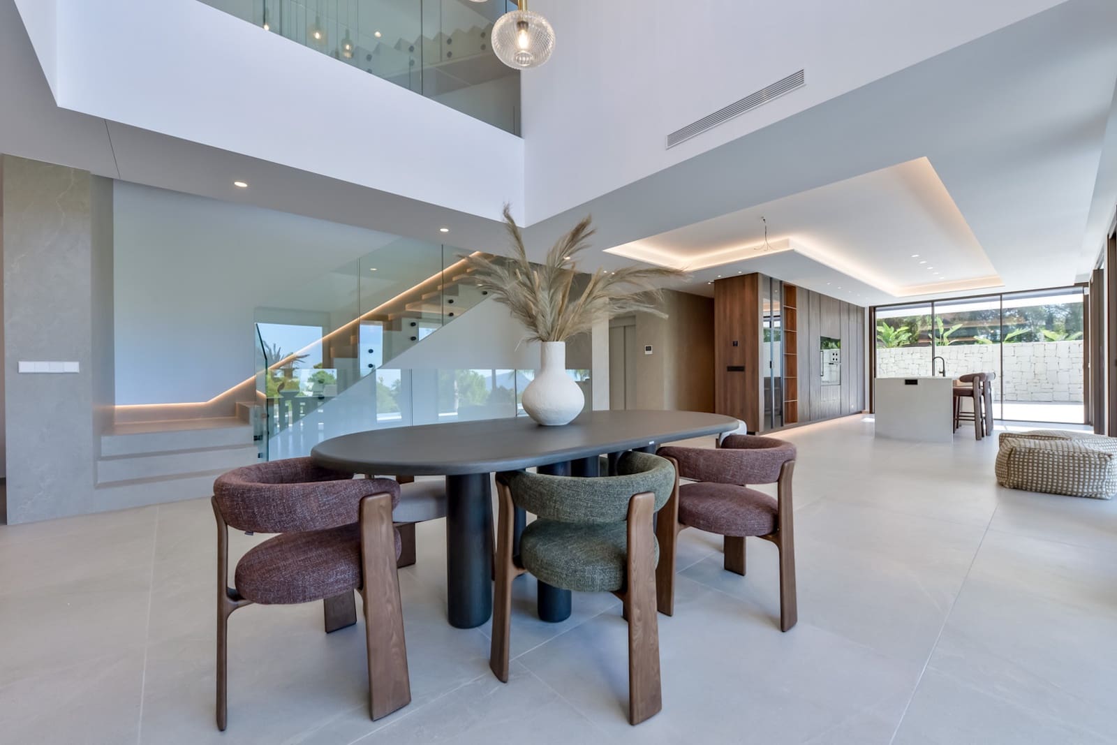 4 bedroom Villa for sale in Altea with garage - € 2,795,000 (Ref: 8413799)