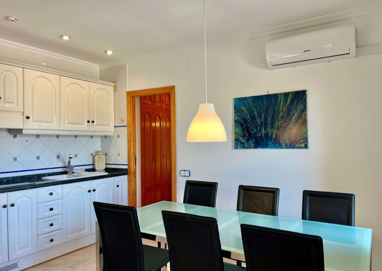 2 soveværelse Villa til salg i Calpe / Calp med swimmingpool garage - € 849.000 (Ref: 8418595)