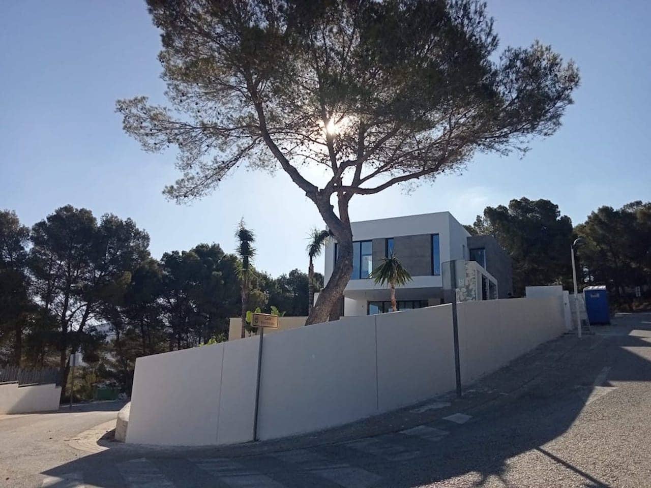 4 bedroom Villa for sale in Moraira with pool - € 1,585,000 (Ref: 8744557)