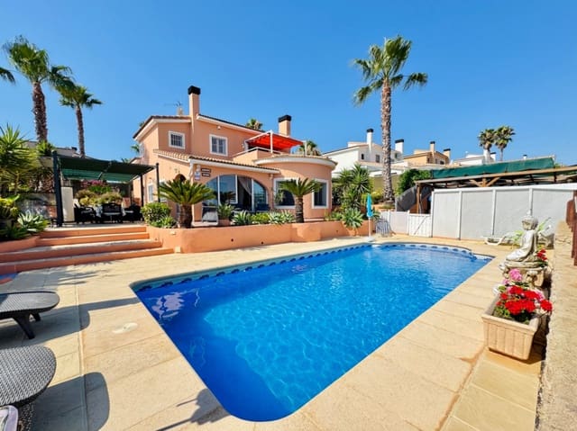 3 sypialnia Willa na sprzedaż w Gata de Gorgos z basenem garażem - 399 000 € (Ref: 9103143)