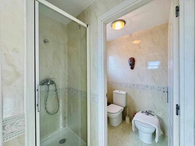 3 slaapkamer Villa te koop in Gata de Gorgos met zwembad garage - € 420.000 (Ref: 9432295)