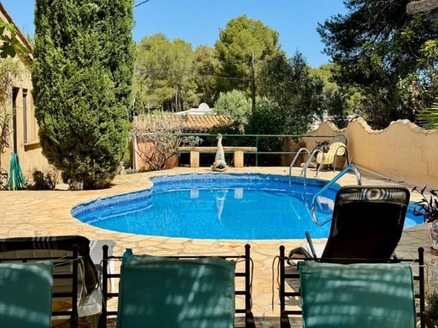 4 quarto Quinta/Casa Rural para venda em Javea / Xàbia com piscina garagem - 635 000 € (Ref: 9532318)