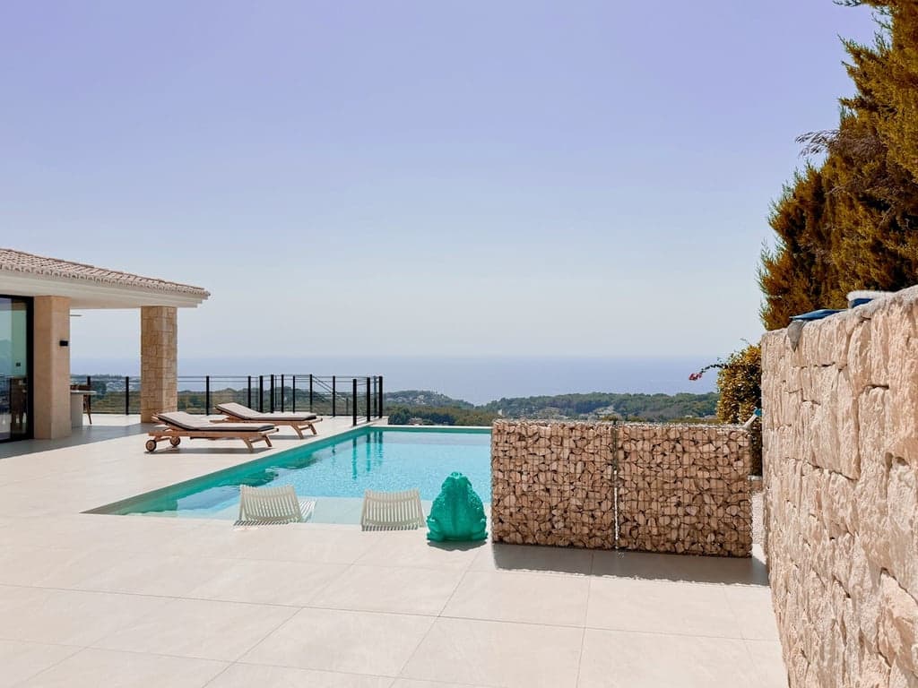 3 soveværelse Villa til salg i Benissa med swimmingpool garage - € 2.600.000 (Ref: 9533385)