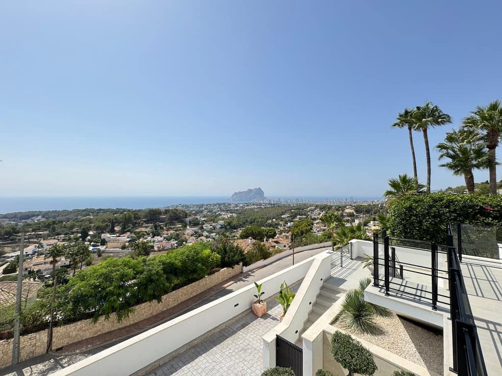 3 soveværelse Villa til salg i Benissa med swimmingpool garage - € 2.600.000 (Ref: 9533385)