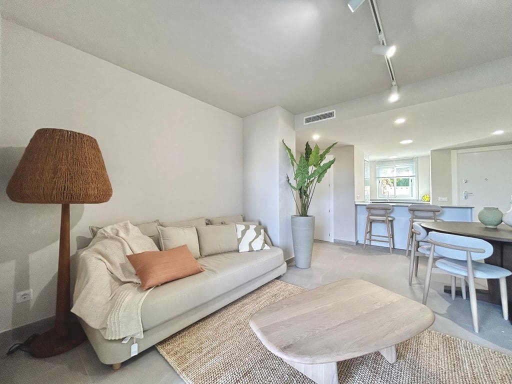 2 soverom Leilighet til salgs i Denia med svømmebasseng garasje - € 381 150 (Ref: 9533399)