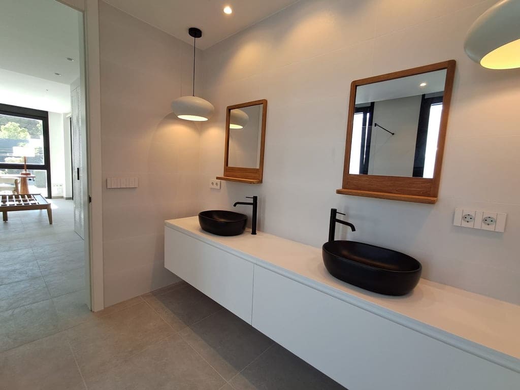 Chalet de 4 habitaciones en Alfaz del Pi / L'Alfàs del Pi en venta con piscina garaje - 895.000 € (Ref: 9533402)